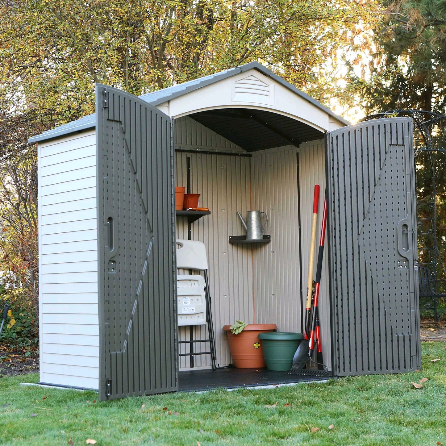Lifetime HDPE Outdoor House 7ft x 4.5ft Lifetime-HDH-02