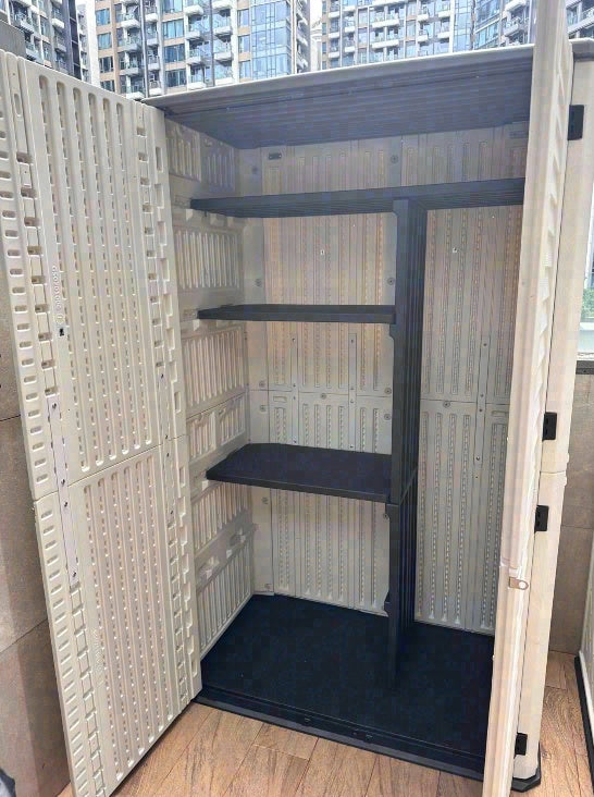 HDPE Double Layer Outdoor Waterproof Storage Cabinet with Shelves 125x73x200cm CH0003