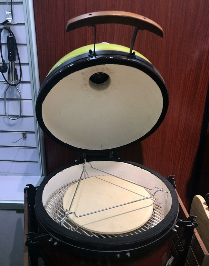 BBQTO-011  Kamado 陶瓷薄餅盤連架