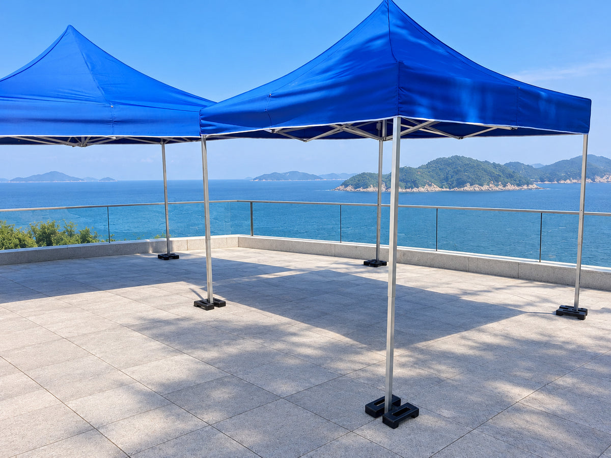 海景天台帳篷場景示意（實物相片經AI換背景）